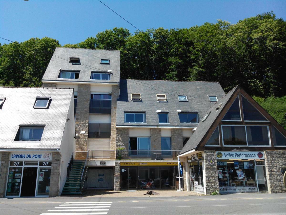 Gite Du Port Sur La Presqu'Ile De Lezardrieux Exterior photo